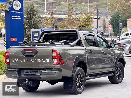 Vasıta / Arazi, SUV & Pickup / Toyota / Hilux / Invincible 2.4 4x4