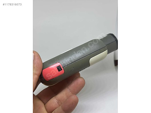 Used & Brand New Items / Cameras & Photographic Equipment / Analogue Film Cameras / 35 mm Film Cameras / Lomo