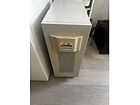 10 KVA UPS ayrı aküsü ile birlikte faal durumda bakımlı #1283316543