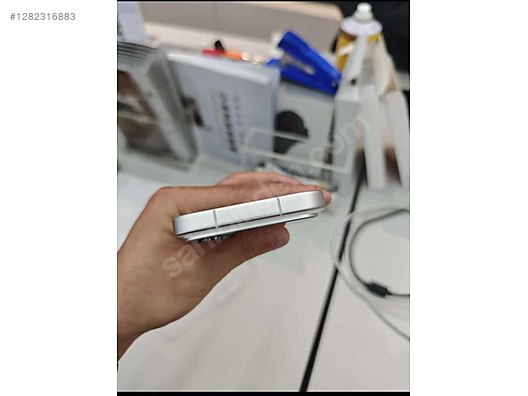 Used & Brand New Items / Cell Phones & Accessories / Cell Phones / Xiaomi / 17 Pro