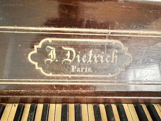 İkinci El ve Sıfır Alışveriş / Antika / Enstrüman / Antika Tuşlu Çalgı