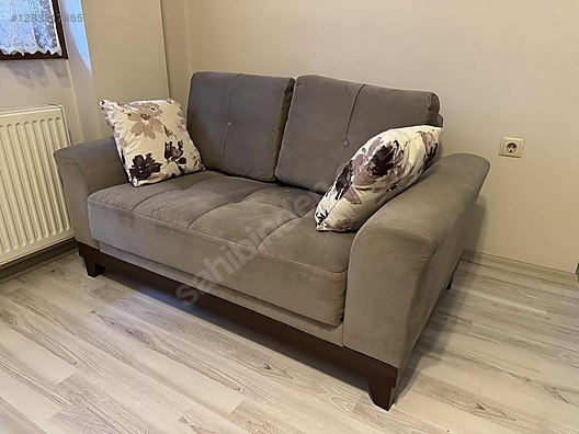 Used & Brand New Items / Home Decor / Furniture / Den & Living Room / Living Room Furniture