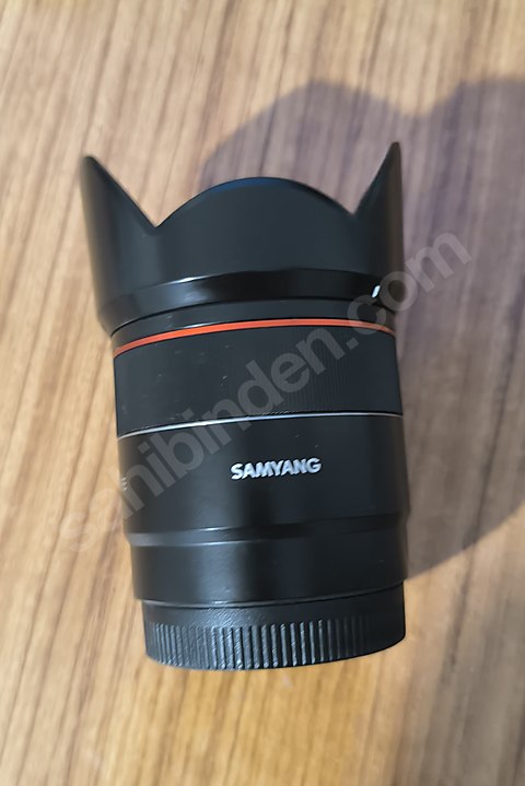 Samyang 35mm F1.8 (Sony Full Frame Uyumlu)