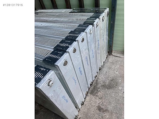 Used & Brand New Items / Garden & Home Improvement / Home Improvement / Heating / Central Heating Towel Radiator