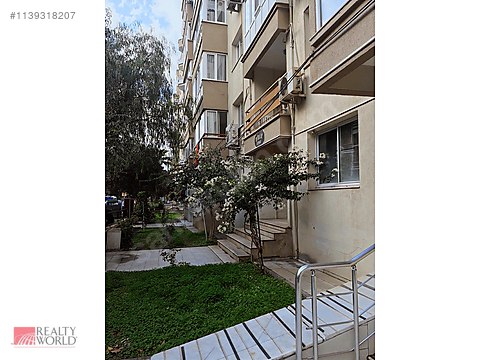 BORNOVA 3+1 KÖŞE,BAKIMLI SÜPER KONUM SATILIK DAİRE - Satılık Daire ...