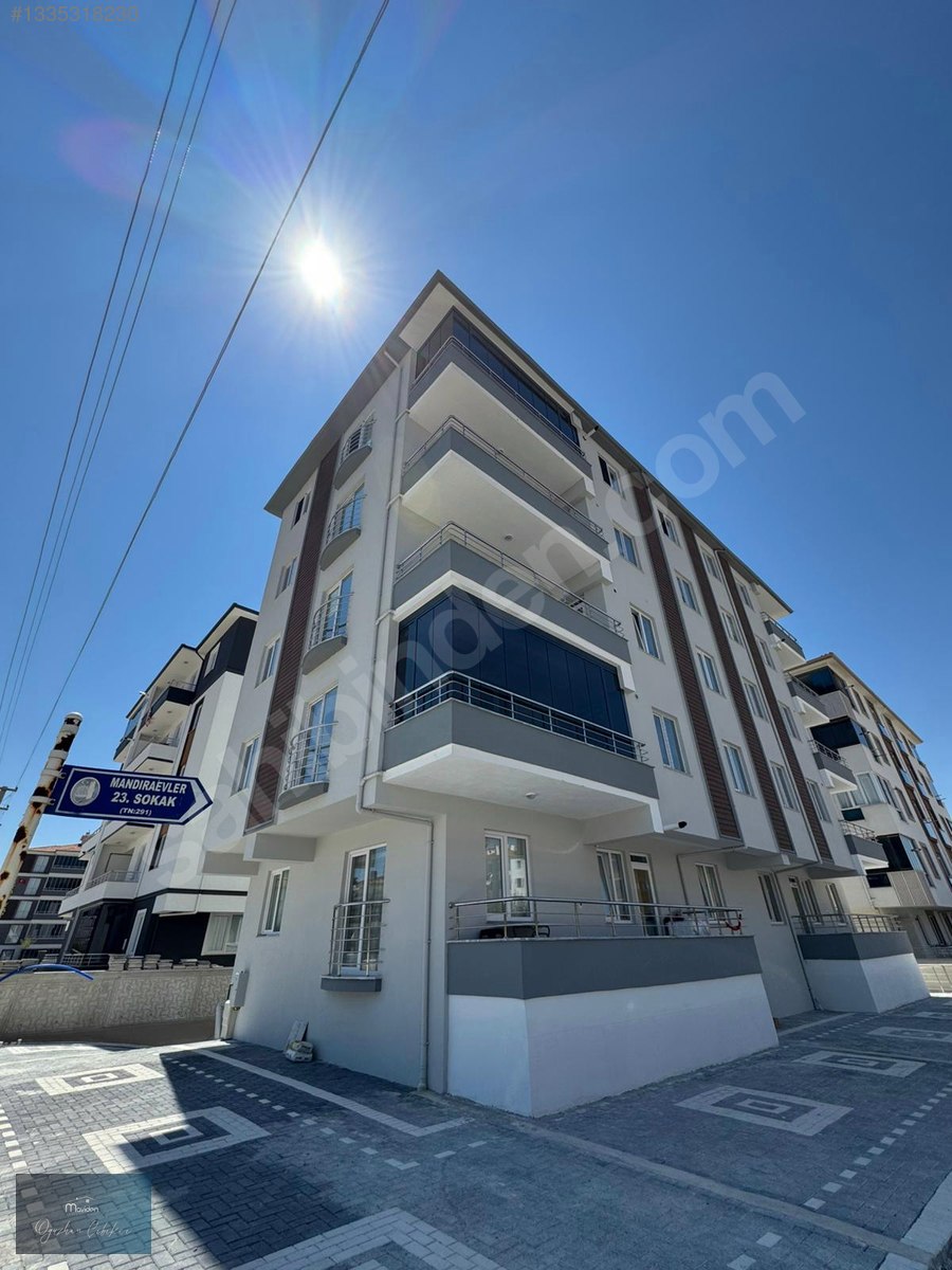 ULUKAVAK- MANDIRAEVLERDE 3+1 SIFIR PARK CEPHE SATILIK LÜX DAİRE
