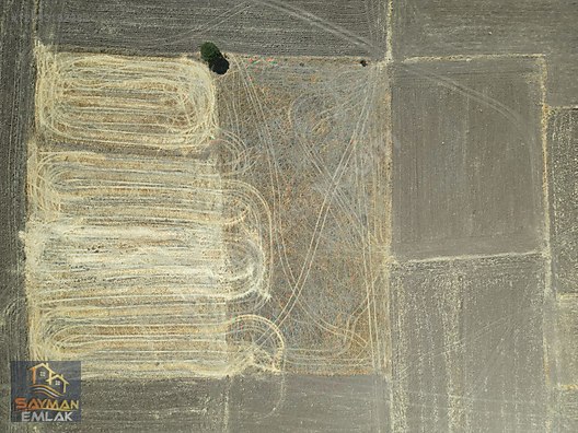 SAYMAN EMLAK'TAN MERKEZ / KIRGILLI'DA SATILIK TARLA #1268318238