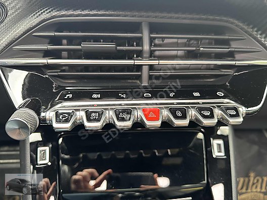 Vasıta / Arazi, SUV & Pickup / Peugeot / 2008 / 1.5 BlueHDI  / GT Line 