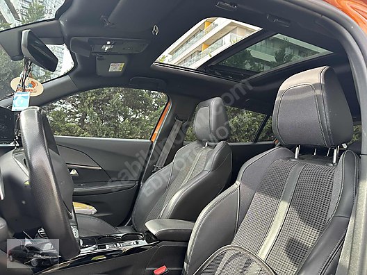 Vasıta / Arazi, SUV & Pickup / Peugeot / 2008 / 1.5 BlueHDI  / GT Line 