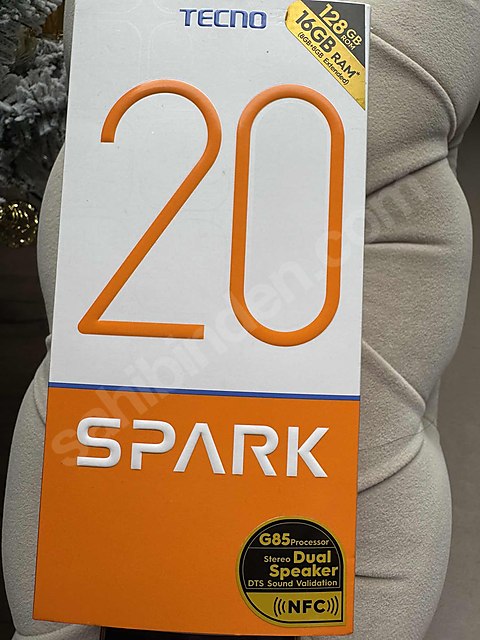 Tecno spark 20