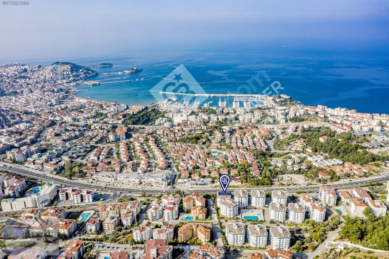 Kuşadası�nda Full Deniz Manzaralı 3+1 Lüks Sitede Satılık Daire