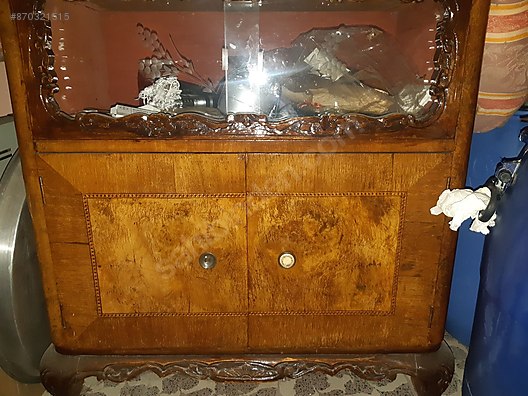 Ceviz Agacindan El Oymasi 70 Senelik Bufe Antika Antika Masa Sandalye Ve Cesitli Antika Mobilyalar Sahibinden Com Da 870321515