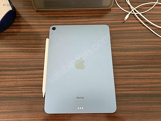 Apple iPad Air 5 64 GB Tablet - 1327321620