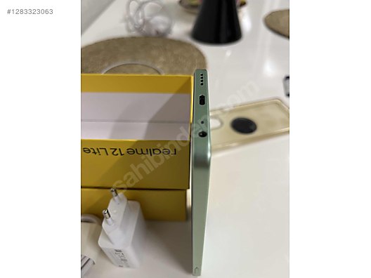 Used & Brand New Items / Cell Phones & Accessories / Cell Phones / Xiaomi / 12 Lite