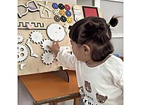 Çocuk Bakıcı #1063323093