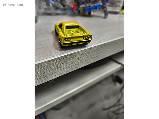 Hot Wheels Diecast Model 1:32 Ferrari Araba - 1292323930