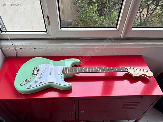 Squier Affinity Strat Surf Green on sahibinden.com - 1304324166