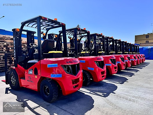 Machinery / Industrial / Carrying & Stacking Equipment / Forklifts / For Sale / Halterlift