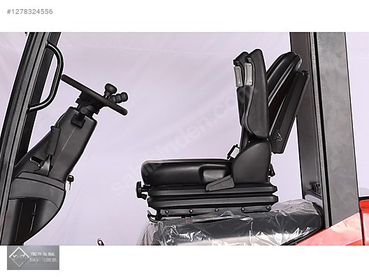 Machinery / Industrial / Carrying & Stacking Equipment / Forklifts / For Sale / Halterlift