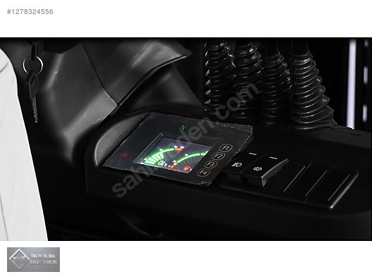 Machinery / Industrial / Carrying & Stacking Equipment / Forklifts / For Sale / Halterlift