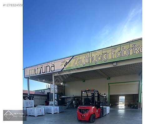 Machinery / Industrial / Carrying & Stacking Equipment / Forklifts / For Sale / Halterlift