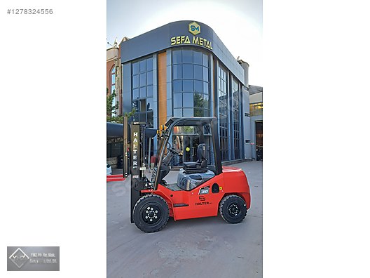 Machinery / Industrial / Carrying & Stacking Equipment / Forklifts / For Sale / Halterlift