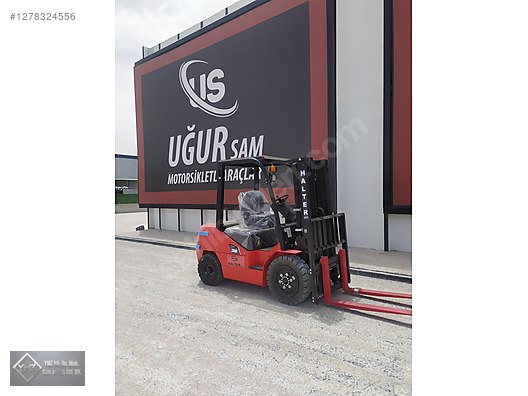 Machinery / Industrial / Carrying & Stacking Equipment / Forklifts / For Sale / Halterlift