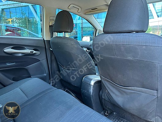 OTOFENİX 2009 TOYOTA AURIS 1.4 D-4D BLUE MANUEL 303.000 KM