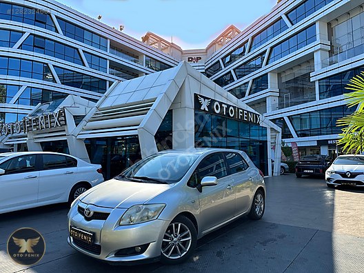 OTOFENİX 2009 TOYOTA AURIS 1.4 D-4D BLUE MANUEL 303.000 KM