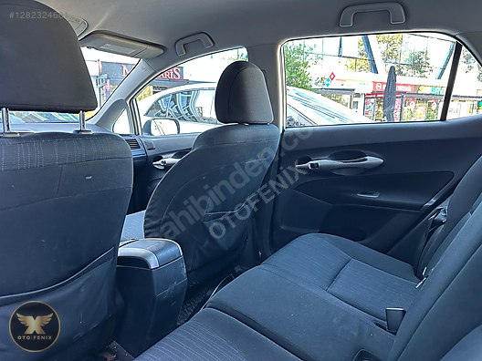 OTOFENİX 2009 TOYOTA AURIS 1.4 D-4D BLUE MANUEL 303.000 KM