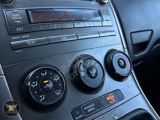 OTOFENİX 2009 TOYOTA AURIS 1.4 D-4D BLUE MANUEL 303.000 KM