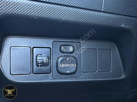 OTOFENİX 2009 TOYOTA AURIS 1.4 D-4D BLUE MANUEL 303.000 KM