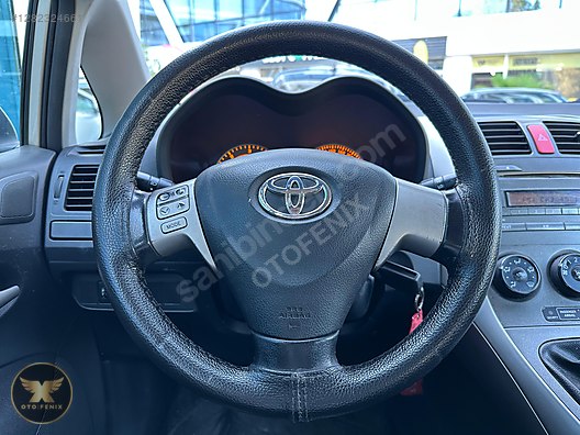 OTOFENİX 2009 TOYOTA AURIS 1.4 D-4D BLUE MANUEL 303.000 KM