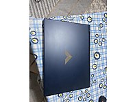 Laptop diz üstü bilgisayar