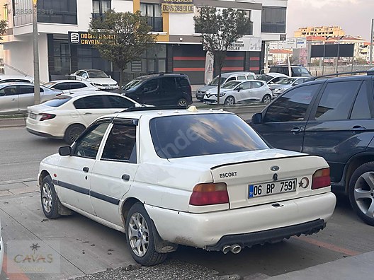 Vasıta / Otomobil / Ford / Escort / 1.6 / CL