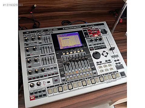 Roland mc 909 groovebox tertemiz - Synthesizer ve Tuşlu Çalgılar
