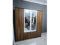 buyuk elbise dolabı temiz sorunsuz