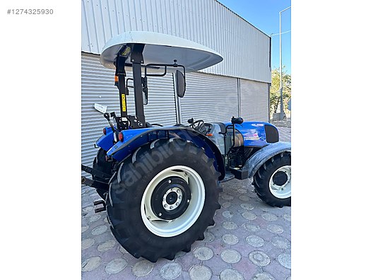 Machinery / Agricultural Machines / Tractors / New Holland / T3.70S