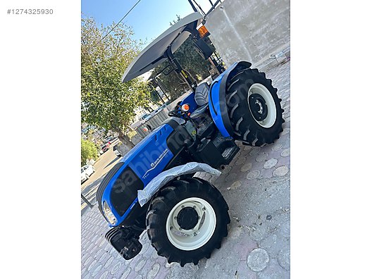 Machinery / Agricultural Machines / Tractors / New Holland / T3.70S
