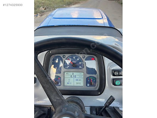 Machinery / Agricultural Machines / Tractors / New Holland / T3.70S