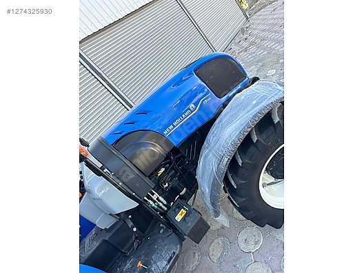 Machinery / Agricultural Machines / Tractors / New Holland / T3.70S