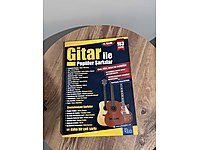 Gitar ile popüler şarkılar eğitim kitabı