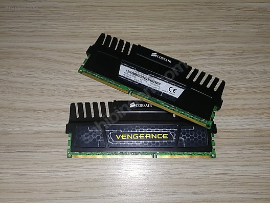CORSAİR VENGEANCE 8 GB DDR3 1600 MHZ 4+4 sahibinden.comda - 1319327156
