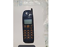 eski model nokia tuslu telefon 5110