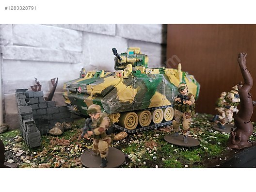 Used & Brand New Items / Toys & Hobbies / Wood & Plastic Model Kits