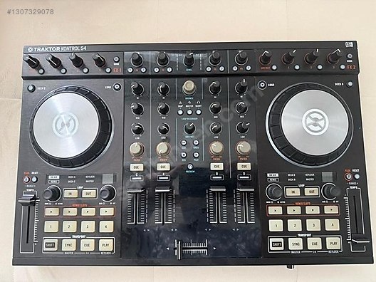 Native Instrument TRAKTOR S4 MK2 DJ Controller sahibinden.comda
