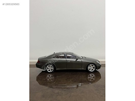 Kyosho Diecast Model 1:18 Mercedes Benz Araba - 1285329583