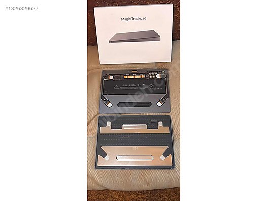 APPLE MAGİC TRACKPAD 2.NESİL A1535 MODEL LİGHTNİNG SİYAH RENK