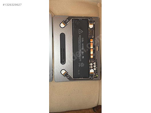 APPLE MAGİC TRACKPAD 2.NESİL A1535 MODEL LİGHTNİNG SİYAH RENK