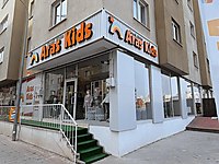 ALMACI GAYRİMENKULDEN ŞEHİR MERKEZİNDE SATILIK KÖŞEBAŞI İŞYERİ #1283329963